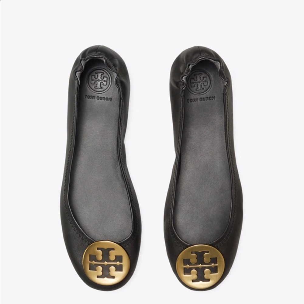 Pre-loved Tory Burch Minnie travel ballet flats.